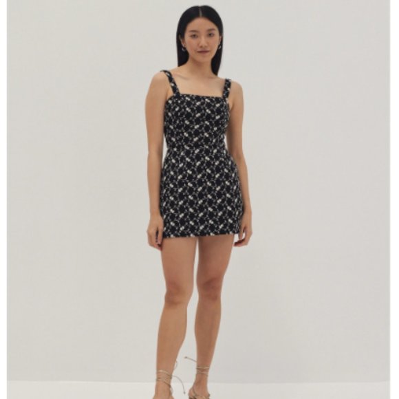 Love Bonito Felice Padded Embroidered Bustier Top - Picture 2 of 14